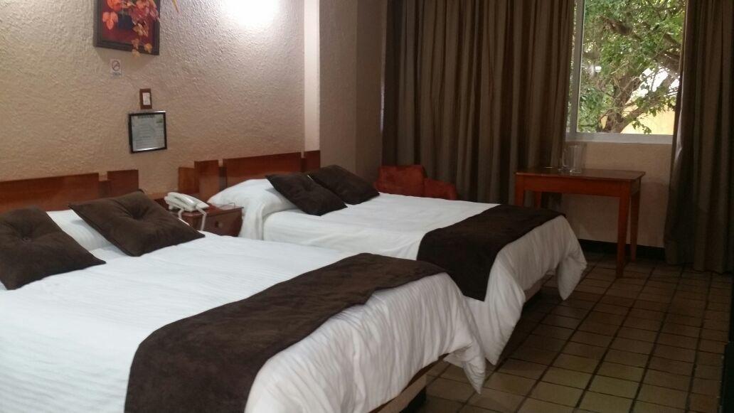 Hotel Cabildos 塔帕丘拉 外观 照片