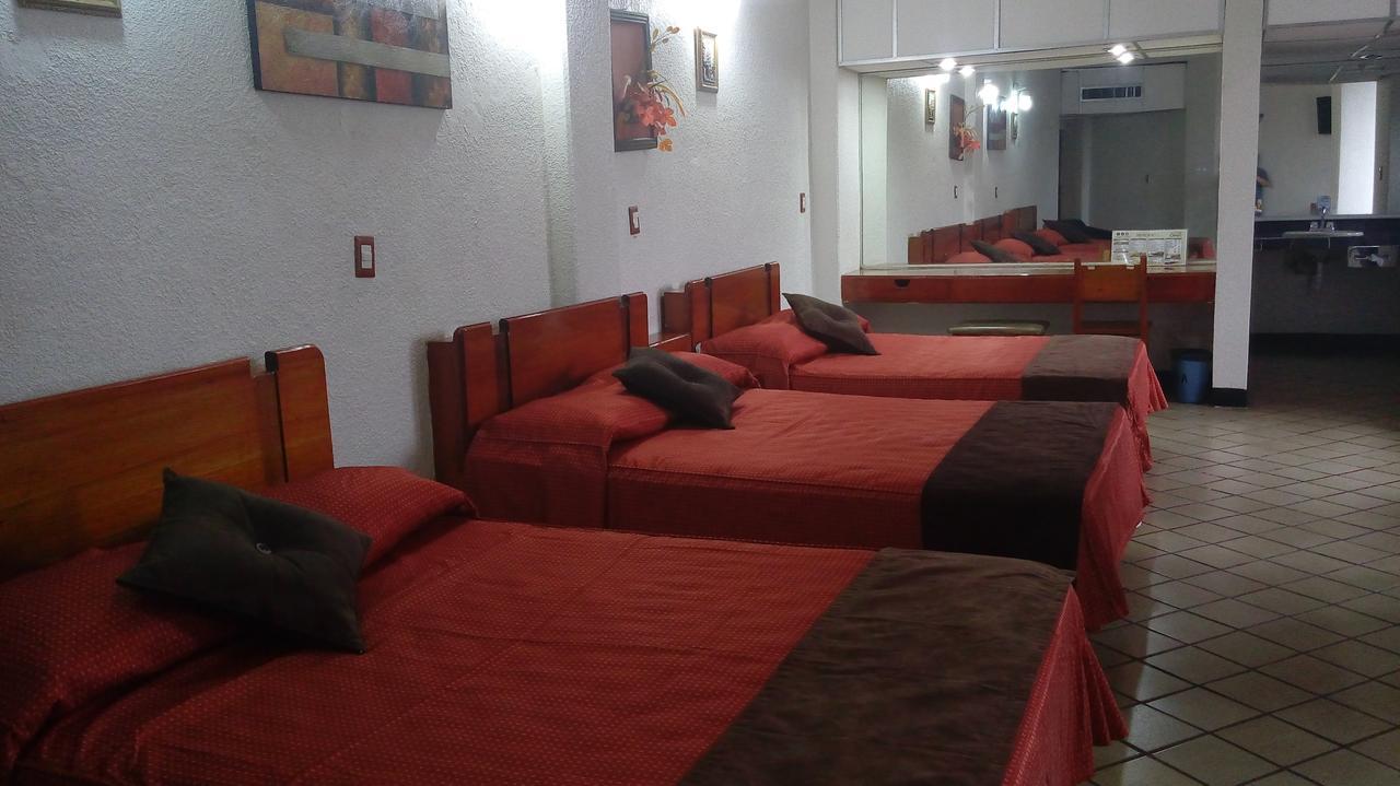 Hotel Cabildos 塔帕丘拉 外观 照片