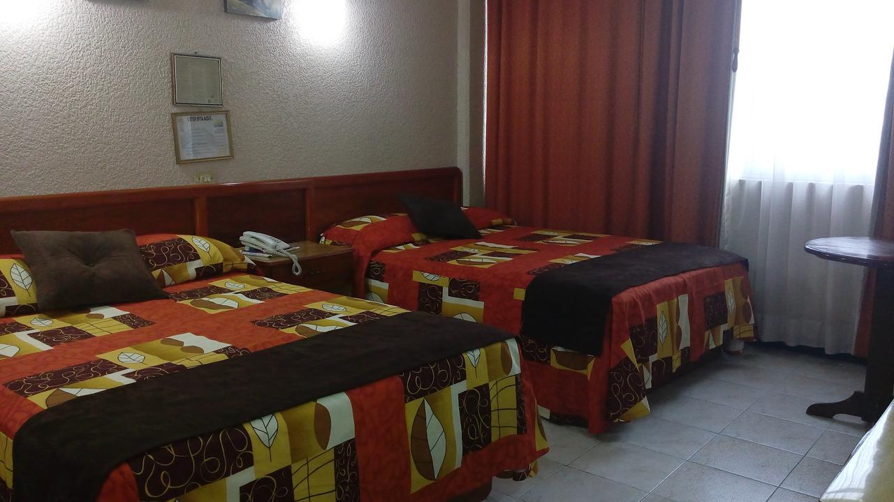 Hotel Cabildos 塔帕丘拉 外观 照片