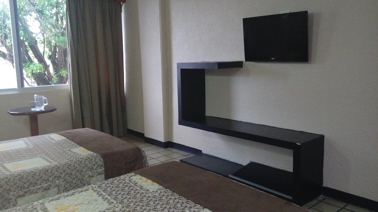 Hotel Cabildos 塔帕丘拉 外观 照片